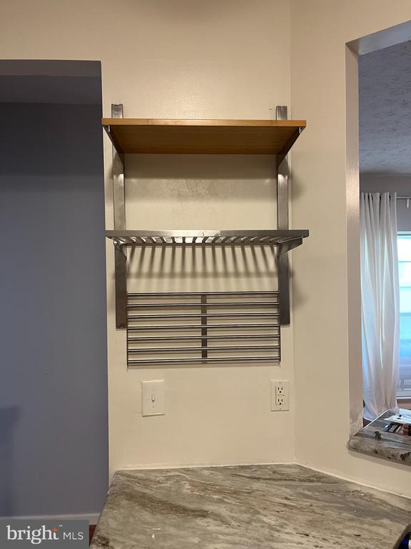 Foto del edificio - 2503 Amber Orchard Ct W