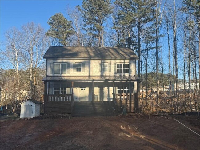 Foto del edificio - 114 McWhirter Pl