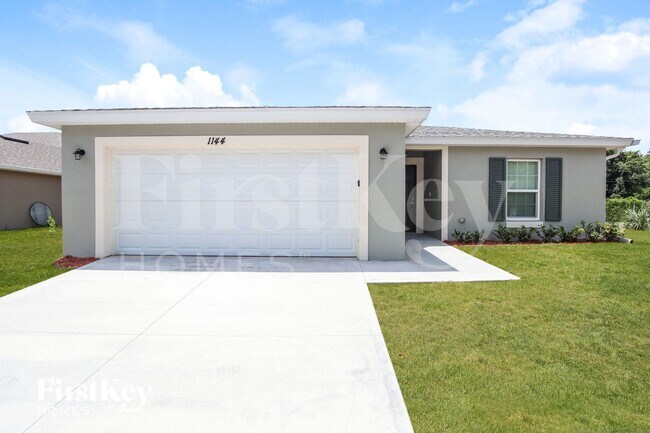 Foto del edificio - 1144 Genesee Ave SE