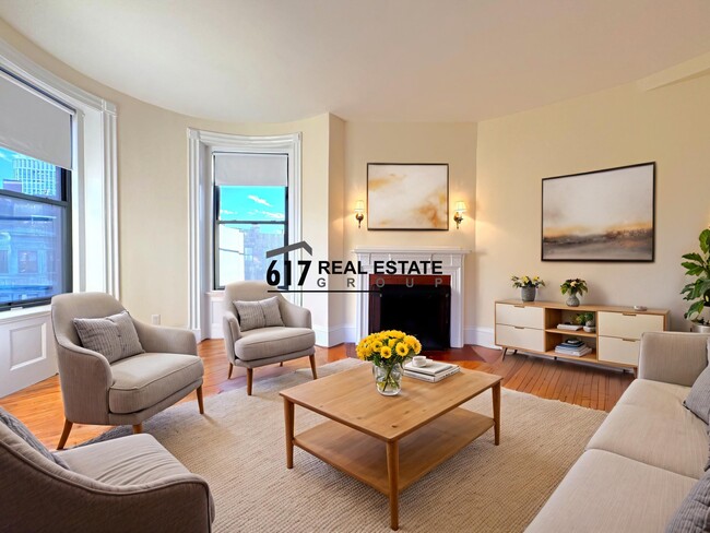 Building Photo - 504 Beacon St