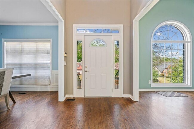 Building Photo - 3338 Hackmatack Dr NW