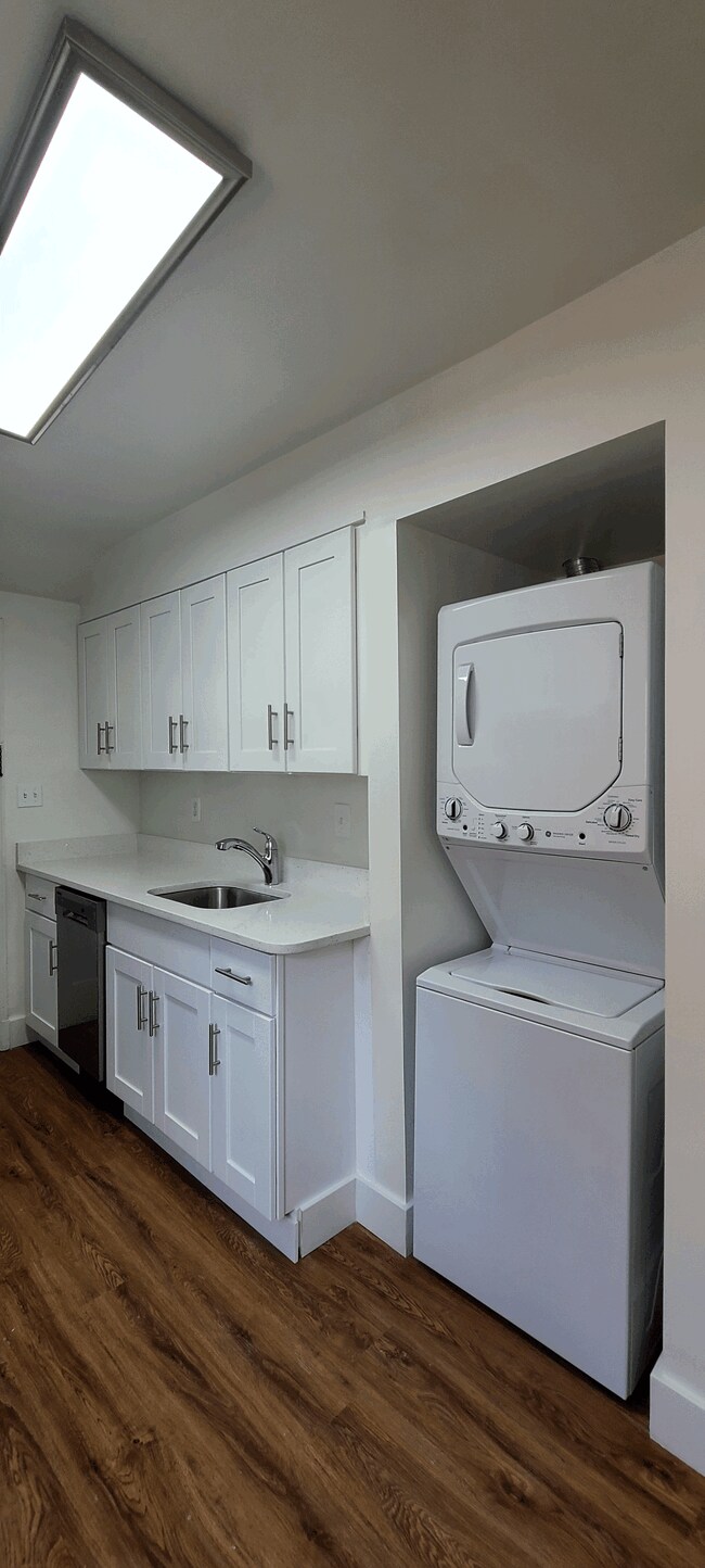 Cocina - 5705 36th Ave
