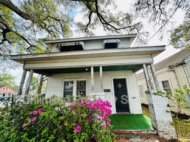 Photo - 301 S 13th St House