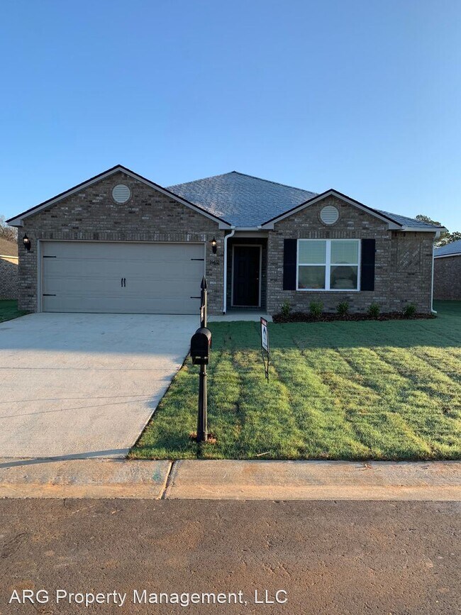 Foto del edificio - 4 br, 2 bath House - 16412 Creek Drive