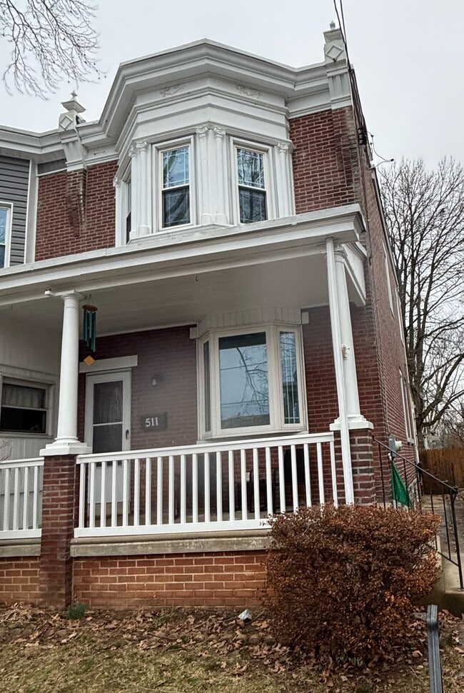 Building Photo - 511 Stanwood St