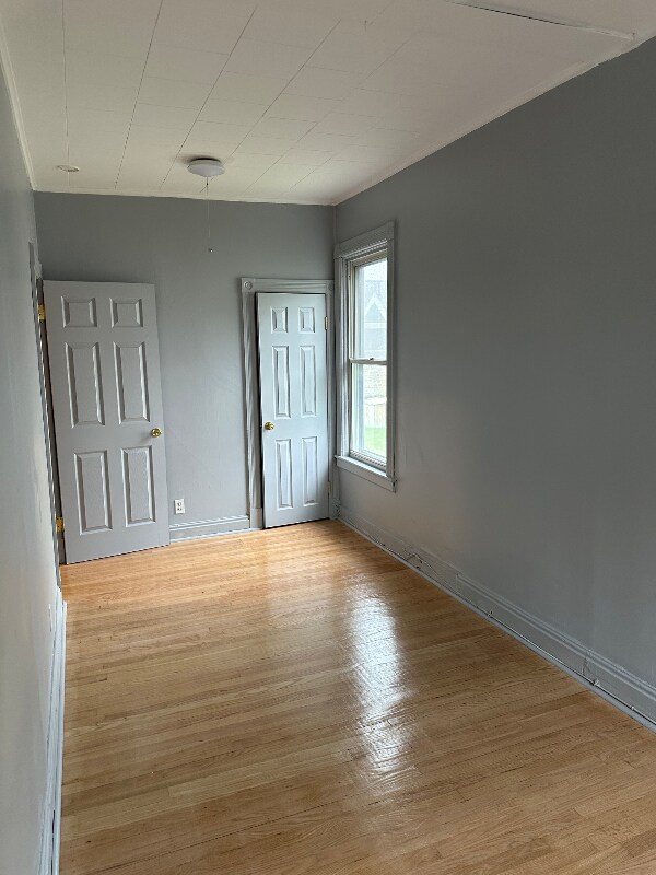Building Photo - 2421 6th Ave