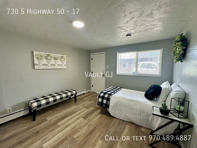 Foto del edificio - 730 US-50