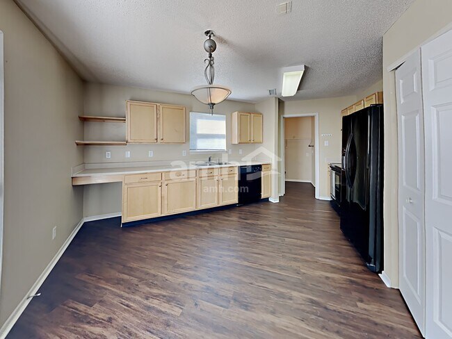 Foto del edificio - 6887 Merritt Ridge Way