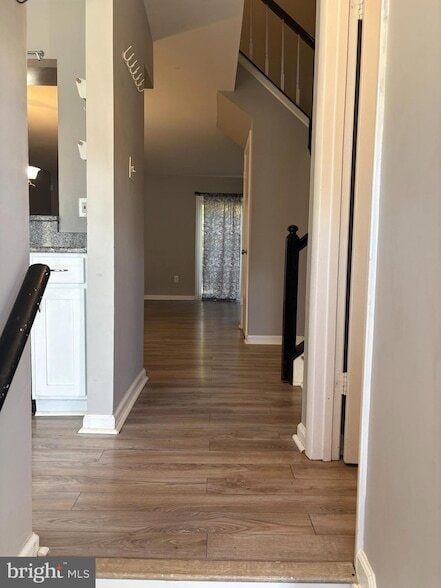 Building Photo - 3810 Glenview Terrace