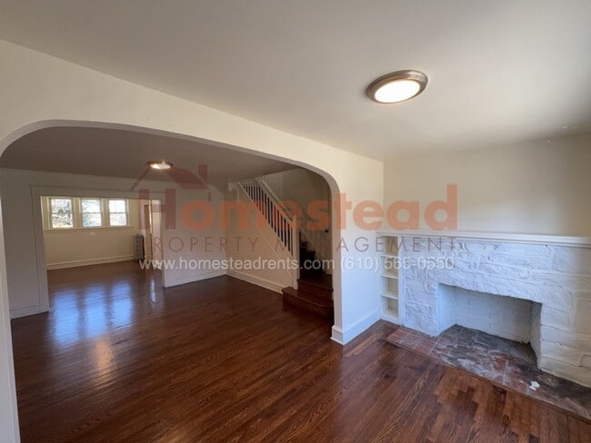 Building Photo - 3 BEDROOM HOME FOR RENT IN Sharon Hill