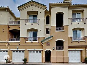 Building Photo - 12362 Carmel Country Rd