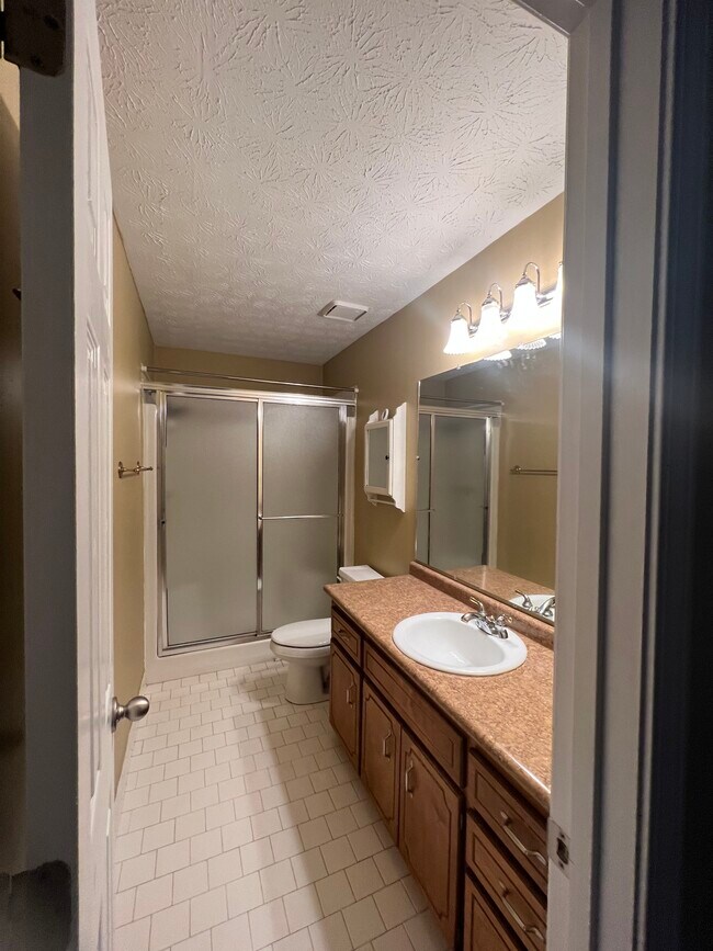 Building Photo - 150 Wilbanks Dr