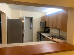 Building Photo - 7831 S Colony Cir