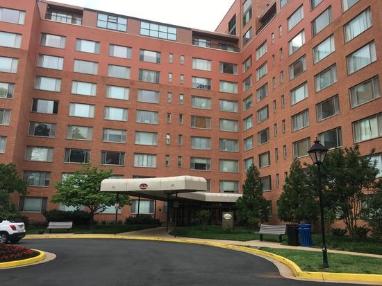 Foto del edificio - 1111 Arlington Blvd