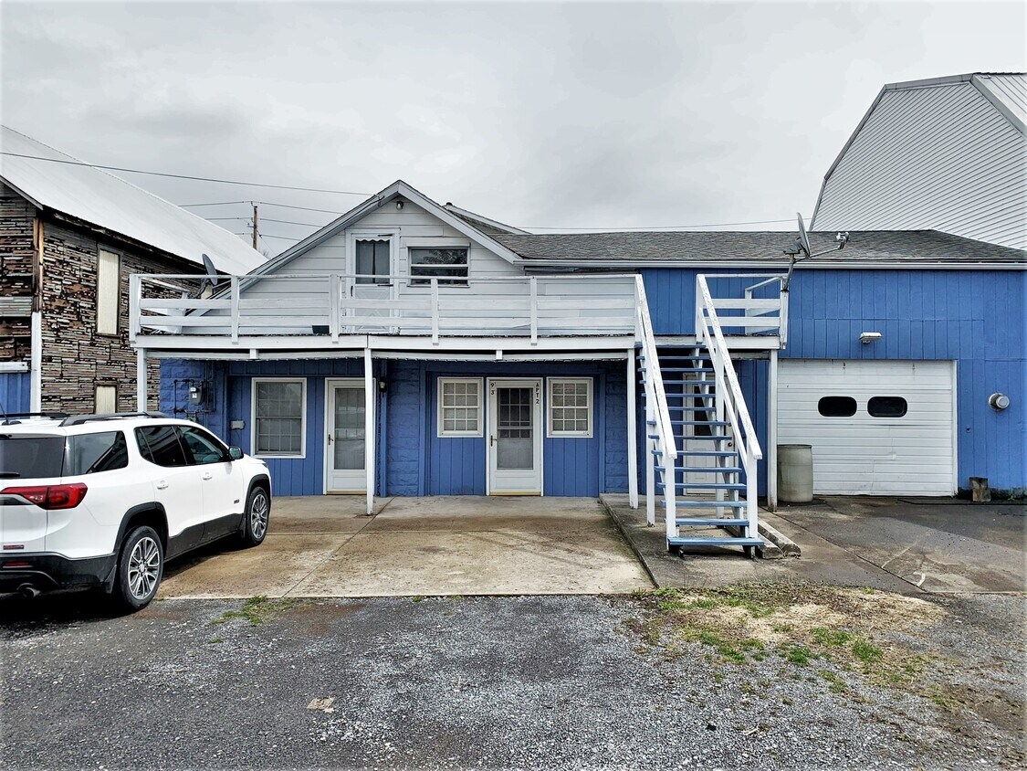 9 S 3rd St Unit 2, West Milton, PA 17886 Apartments in West Milton