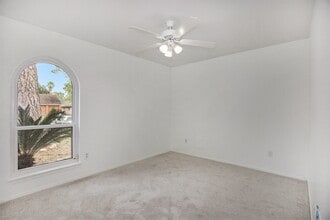 Building Photo - 22515 Colonialgate Dr