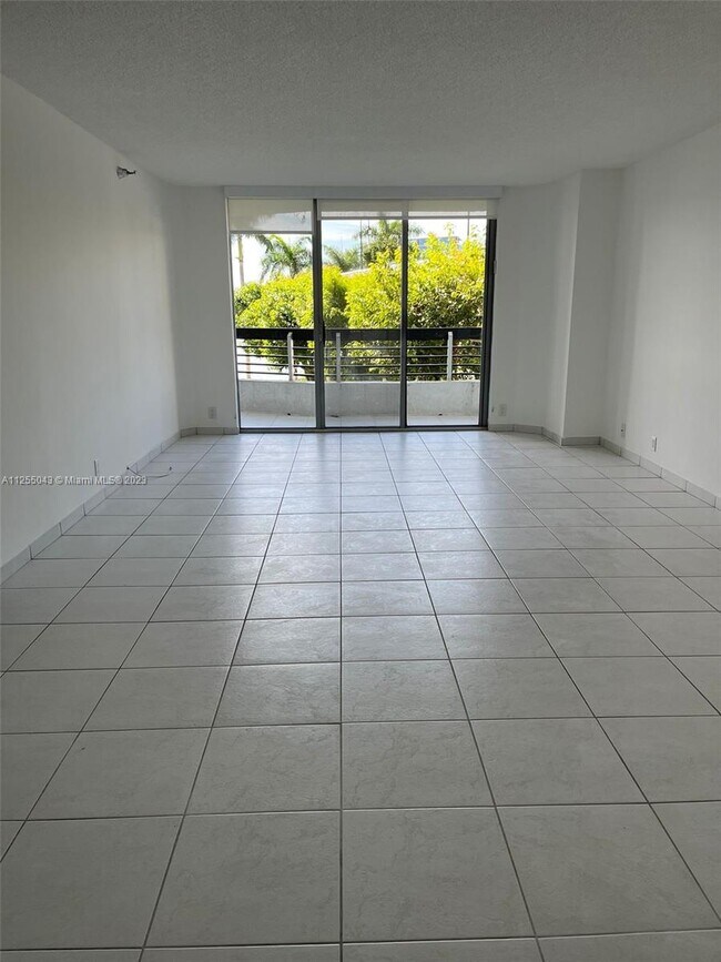 Foto del edificio - 19101 Mystic Pointe Dr
