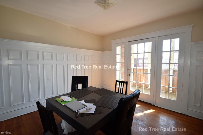 Foto del edificio - 221 Chestnut Hill Ave