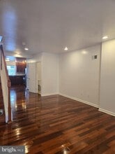Building Photo - 1805 Manton St