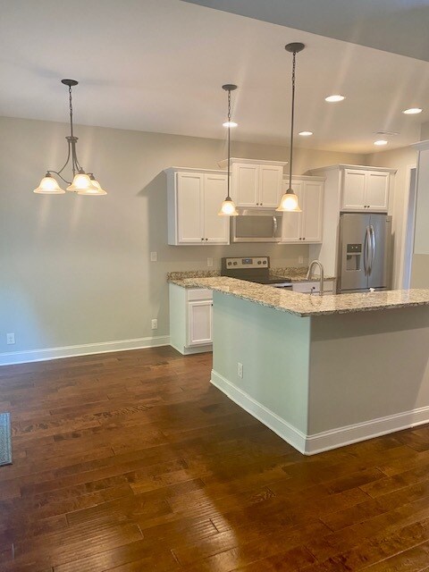 Building Photo - 3100 Oakwood Hills Ln
