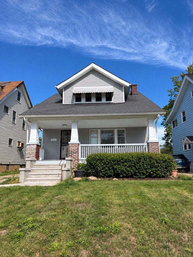 Building Photo - 13311 S Parkway Dr