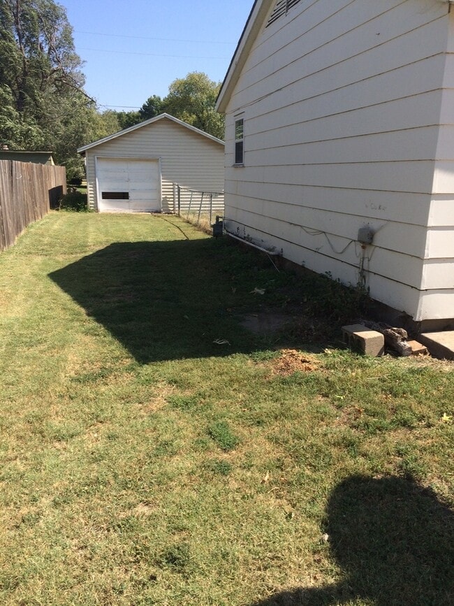 104 N Jackson Ave, Sedgwick, KS 67135 House Rental in Sedgwick, KS