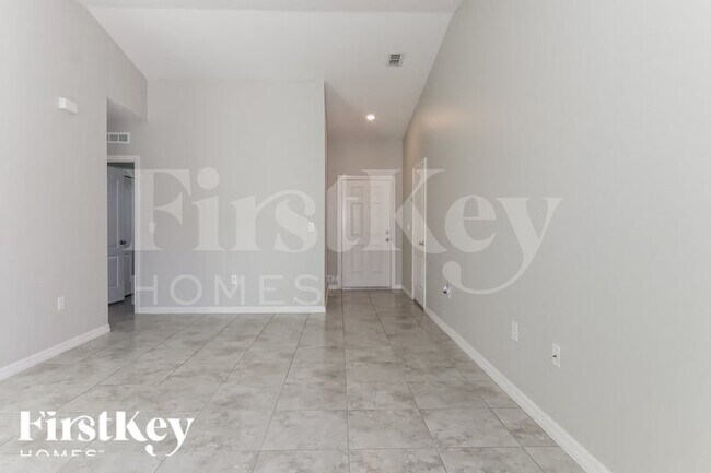 Foto del edificio - 1810 SW Effland Ave