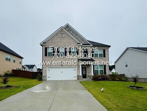 Building Photo - 3369 English Elm Wy