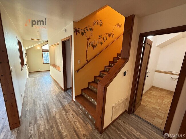 Foto del edificio - 539 Palms Dr