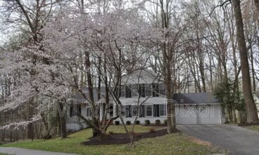Building Photo - 4035 Huckleberry Row