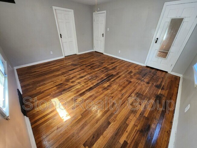 Foto del edificio - 3112 Harrison Ave