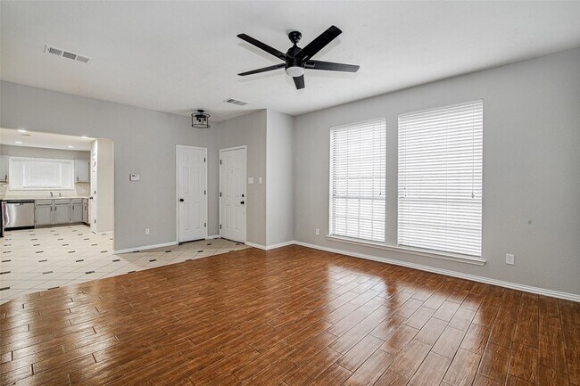 Foto del edificio - 120 N Flaxseed Ln