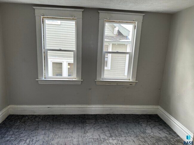 Foto del edificio - 714 S 1st Ave