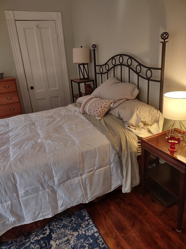 Foto del edificio - 363 Laurel St