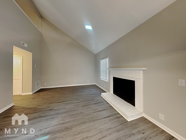 Building Photo - 3268 Priest Woods Dr