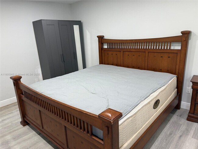 Foto del edificio - 21025 SW 210th Ave
