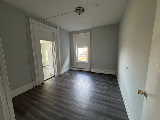 Foto del edificio - 86 Edwards St