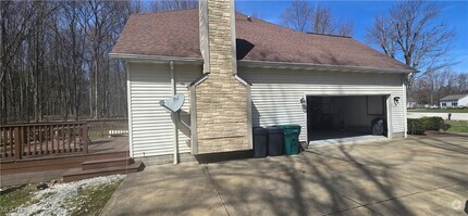 Building Photo - 17820 Brittany Woods Dr