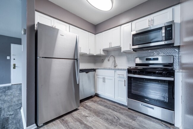 Foto del edificio - South Mountain Apartment Homes