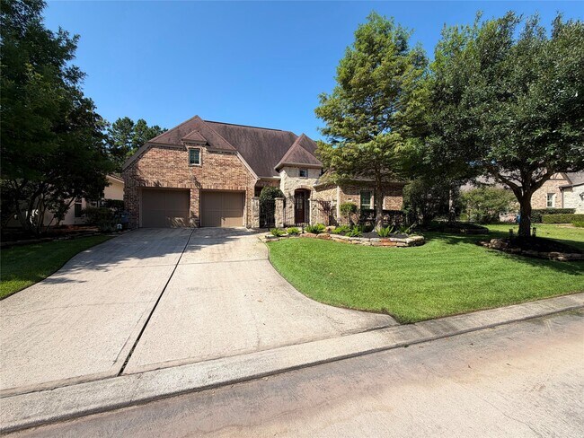 Building Photo - 31 Woodglade Way