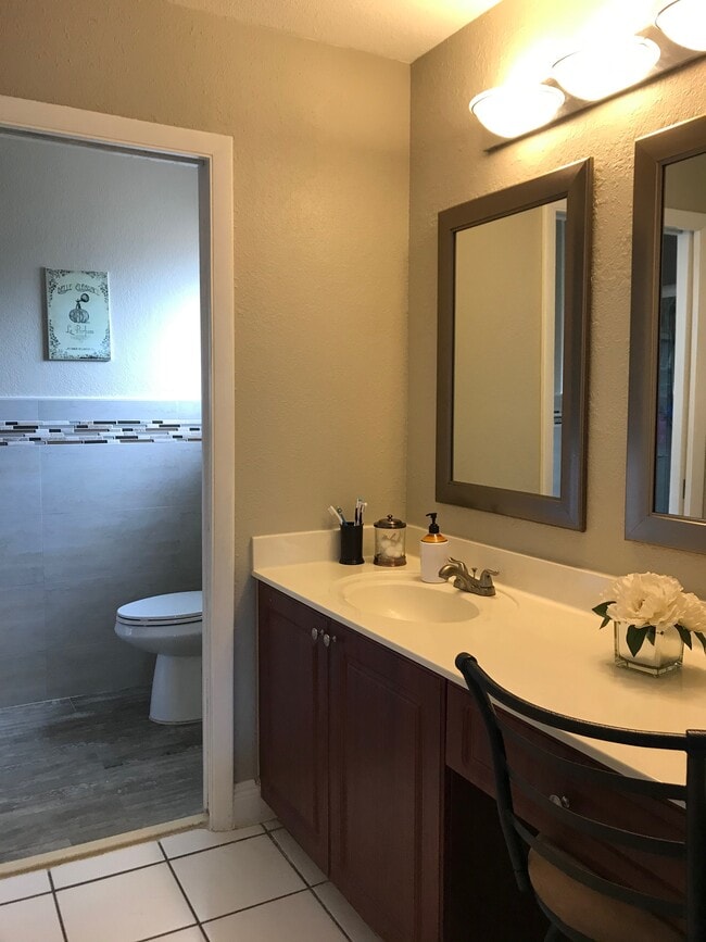 Master bath - 14618 SW 122nd Pl