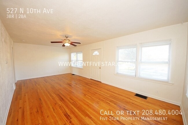 Building Photo - 527 N 10th Ave