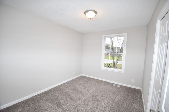 Building Photo - 3 Bedroom Pet Friendly Home For Rent Near ...