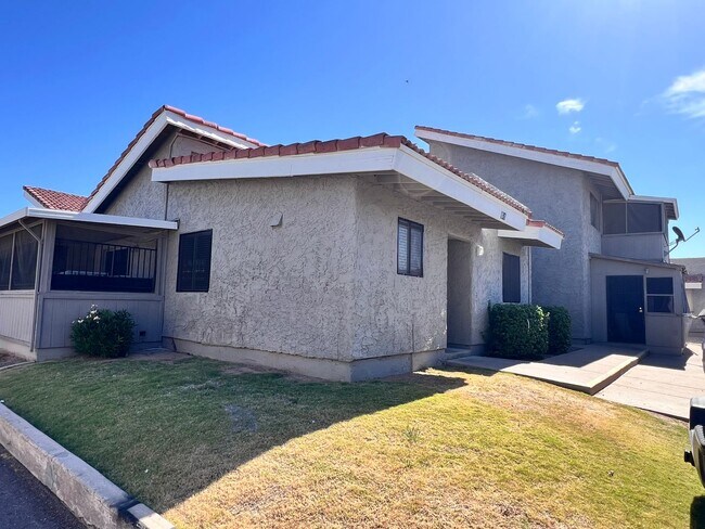 Foto del edificio - Gilbert, Near Heritage District