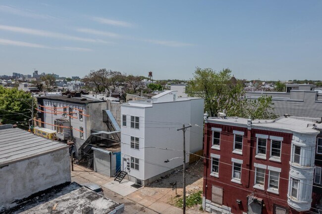 Building Photo - 1710 N 24th St