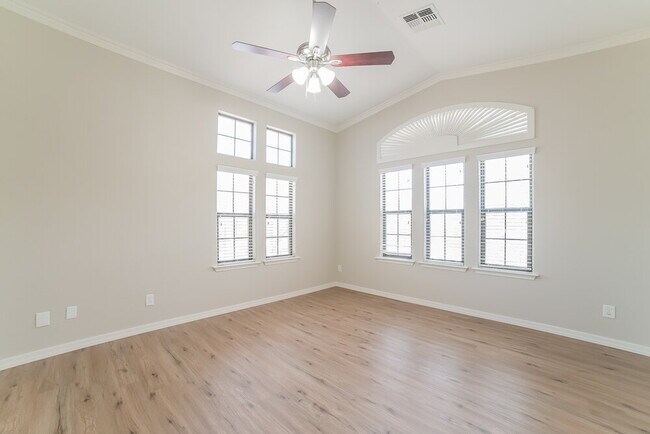 Foto del edificio - 2302 W Jake Haven