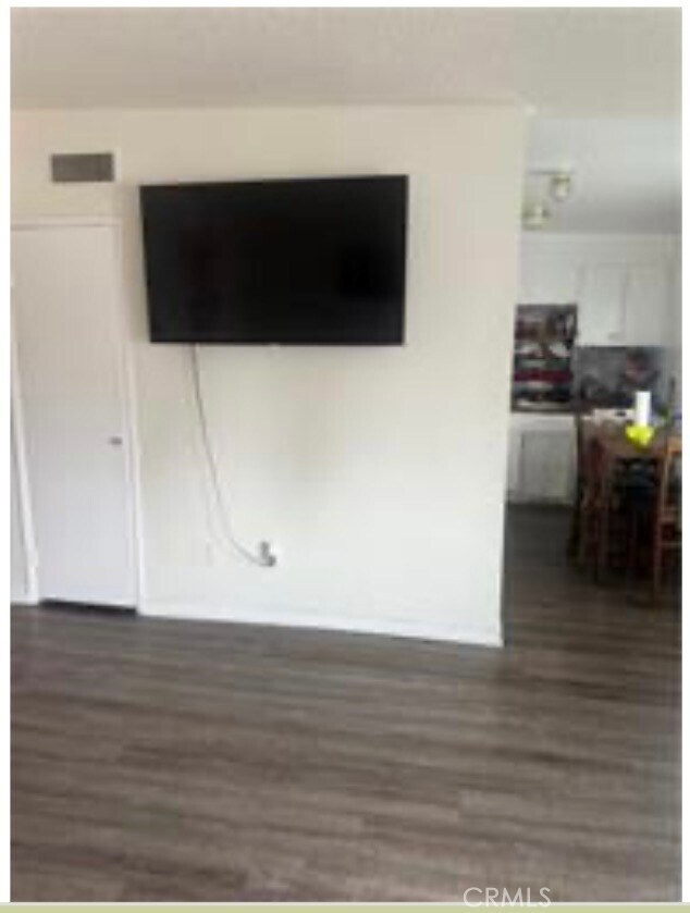 Foto del edificio - 1094 N Verde Ave
