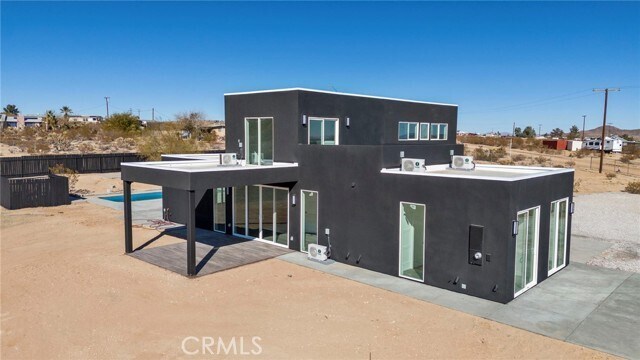 Foto del edificio - 3460 Stonehill Ave