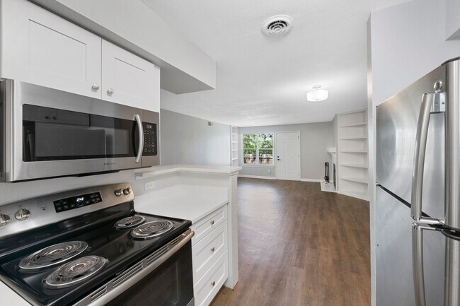 Foto del edificio - Beautiful 2 Bed 2 Bath Townhouse in Otero Ridge