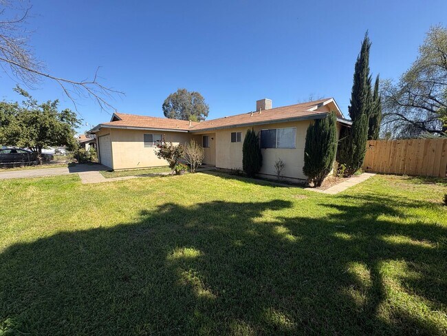 Foto del edificio - Nice Farmersville home for Rent!